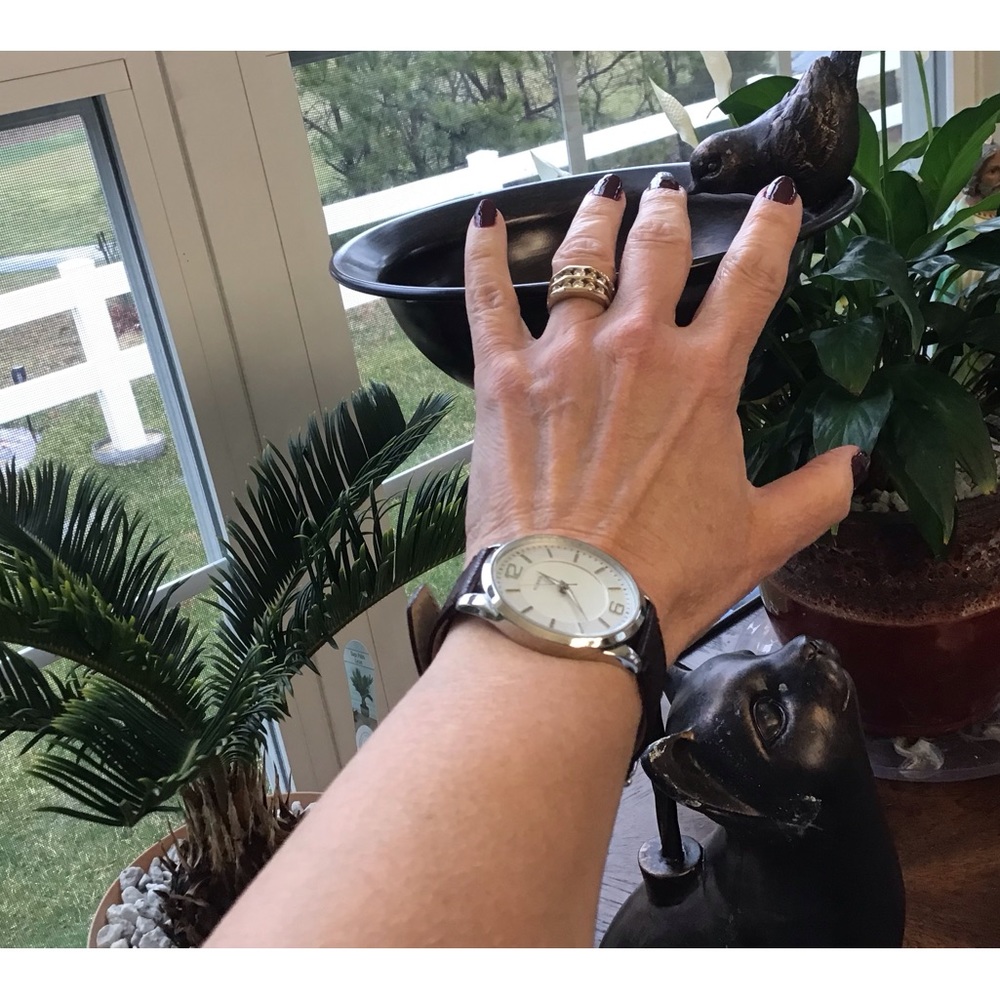 Fossil watch, like new condition, brown band